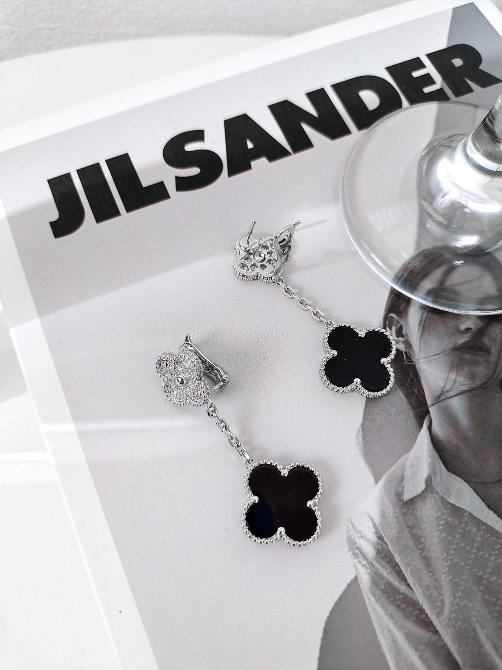 Van Cleef & Arpels CLOVER 2 MOTIFS SILVER DIAMOND ONYX
