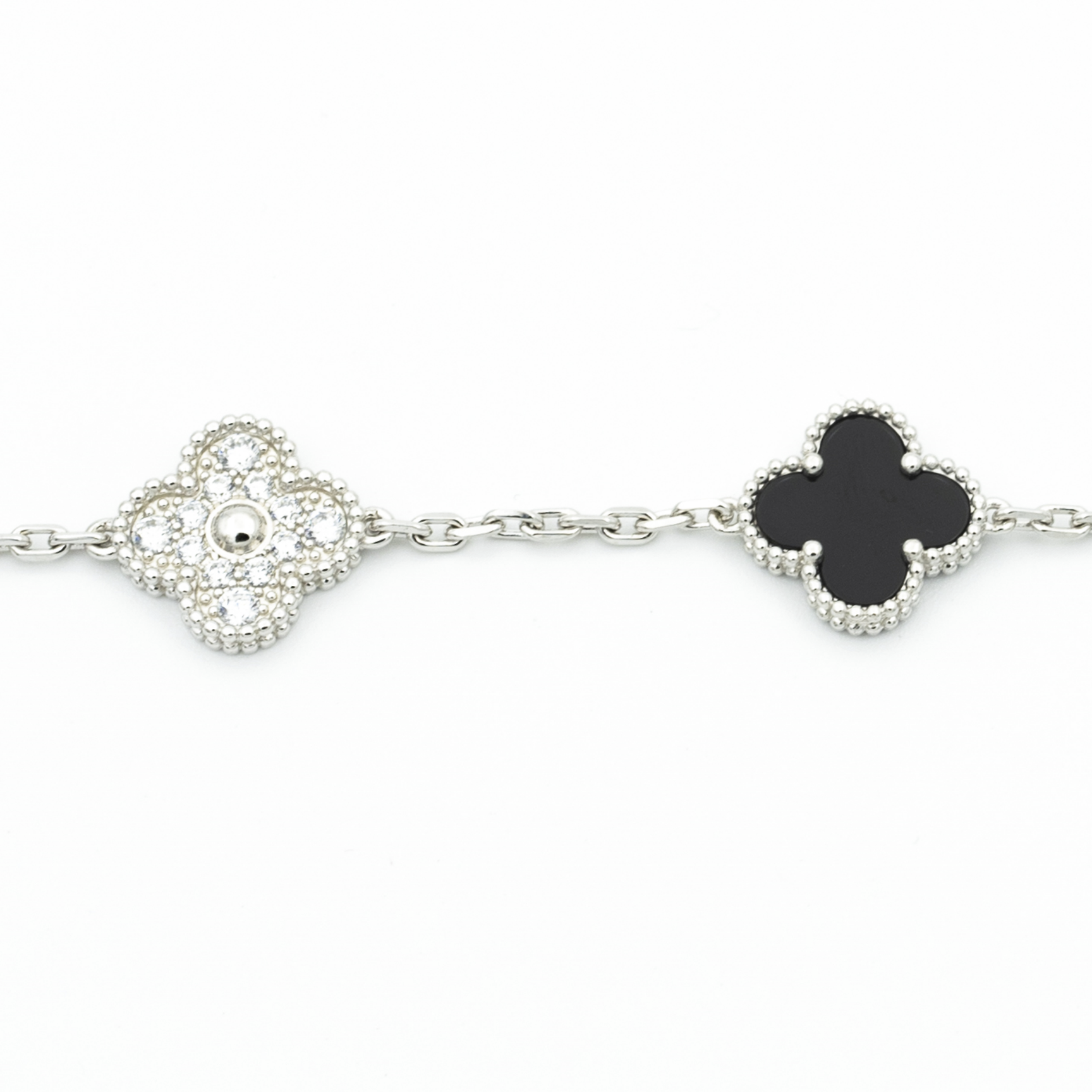 Van Cleef & Arpels CLOVER BRACELET 5 MOTIF ONYXS DIAMOND