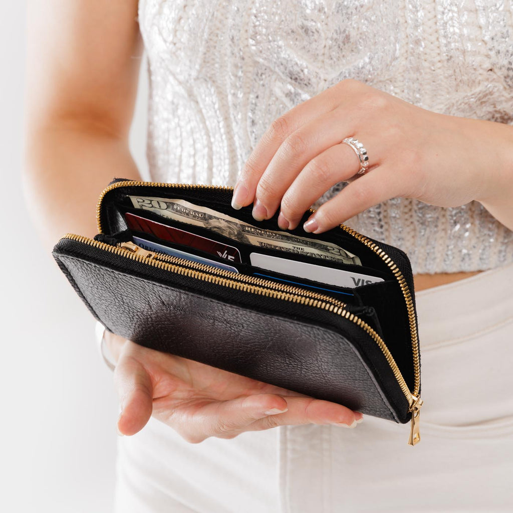 Accordion Zip Wallet |Tiffany necklace