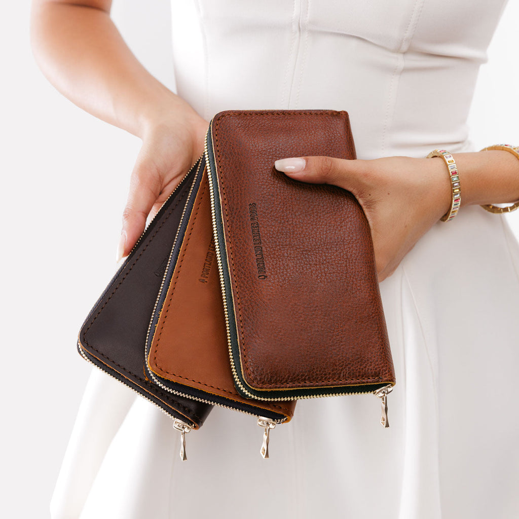 Accordion Zip Wallet |Tiffany necklace