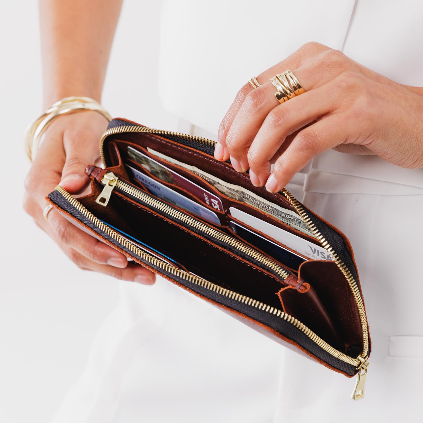 Accordion Zip Wallet |Tiffany necklace