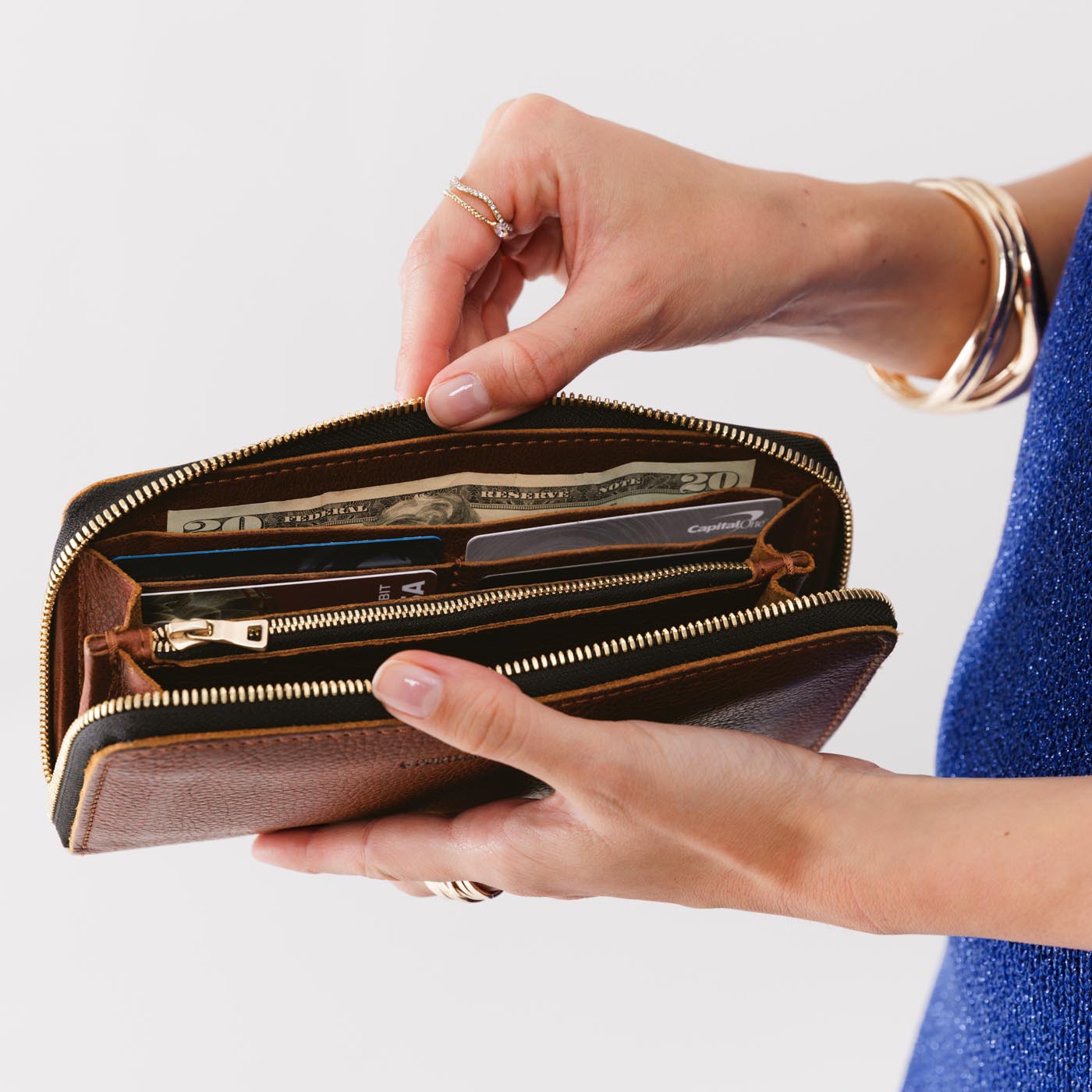 Accordion Zip Wallet |Tiffany necklace