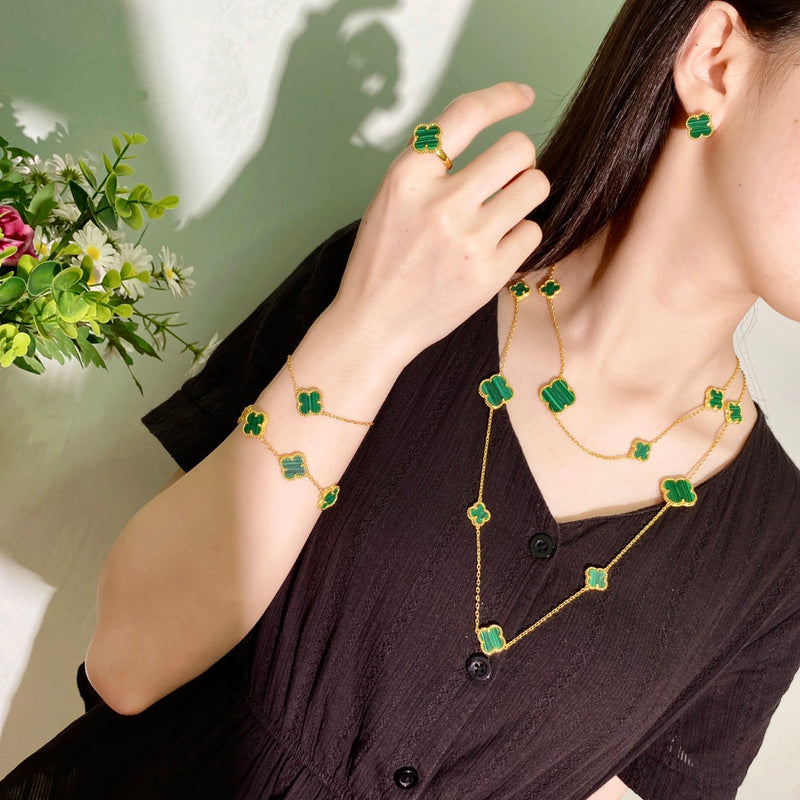 VAB38 Bracelet jewelry about Jewelry