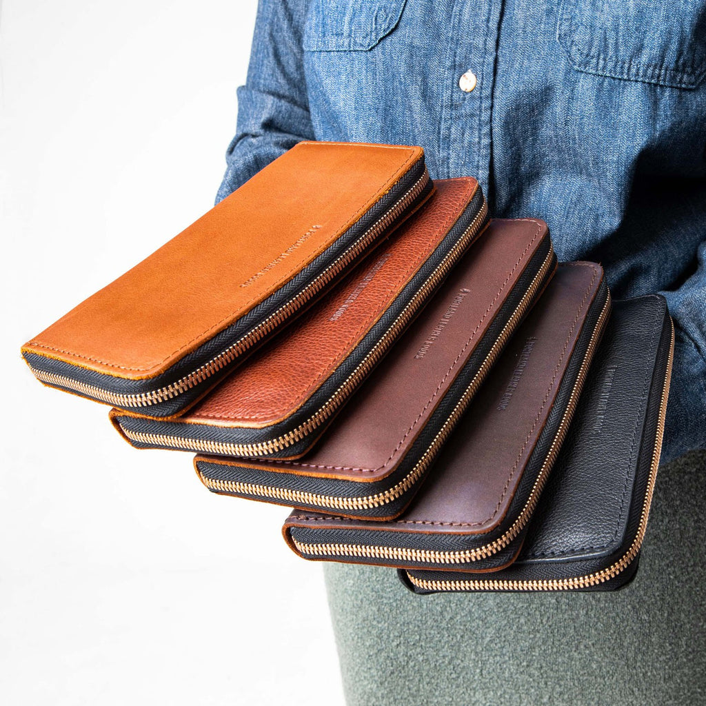 Accordion Zip Wallet |Tiffany necklace