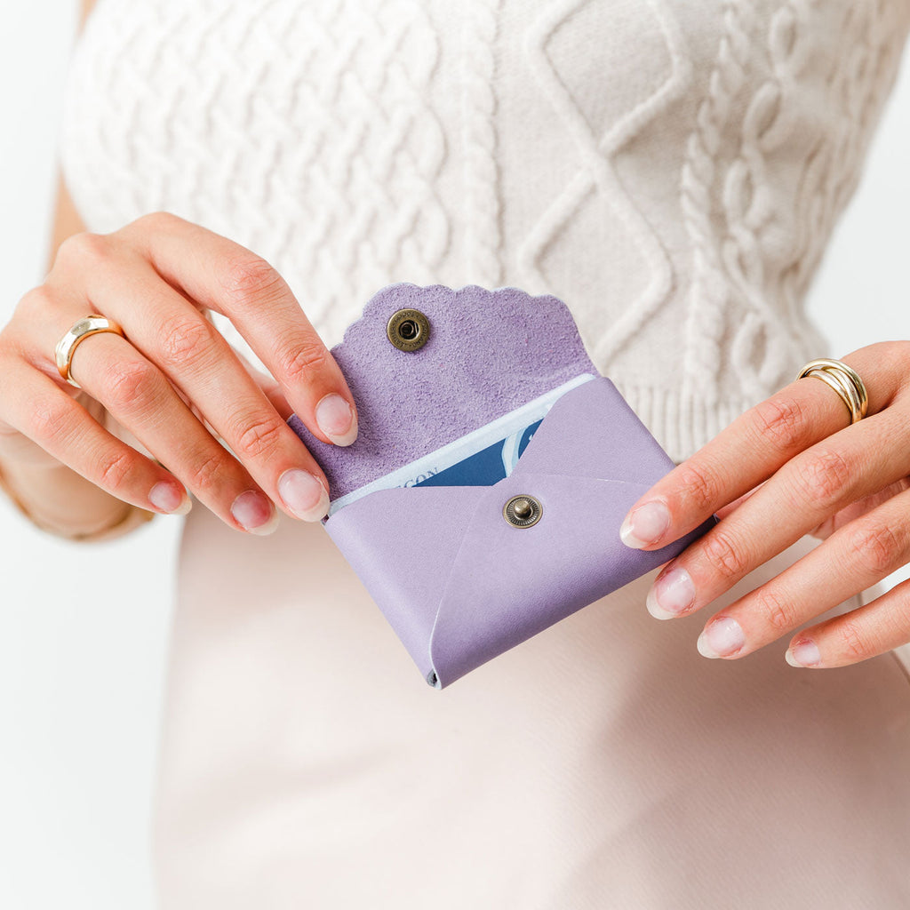 Mini Daisy Wallet |Tiffany necklace