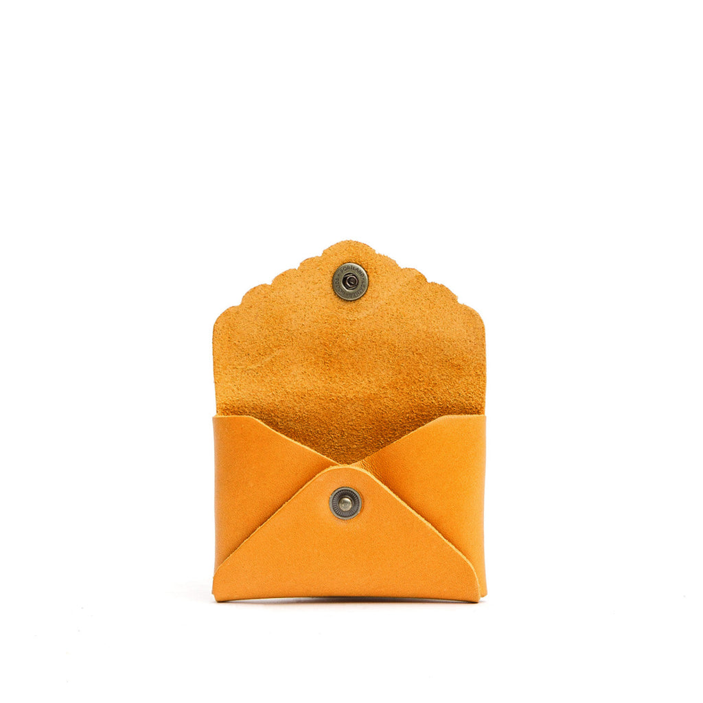 Mini Daisy Wallet |Tiffany necklace